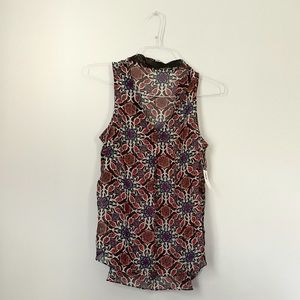 Old Navy floral tank top Size S